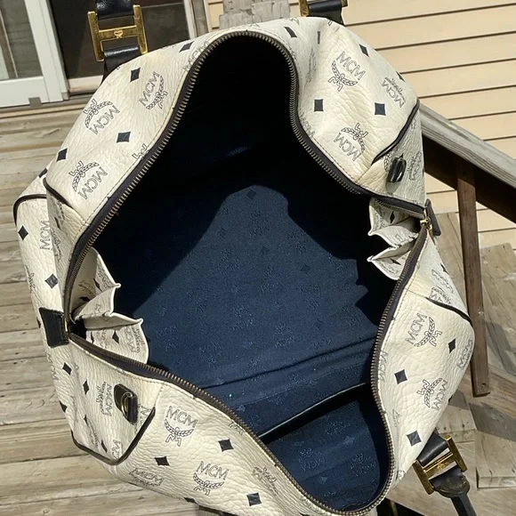 MCM Authentic Vintage Monogram Boston Bag – EUC 👜 - Picture 12 of 13
